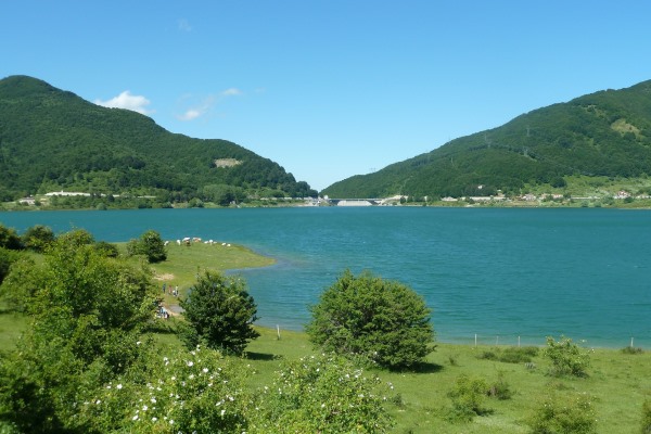 Lago di Campotosto
